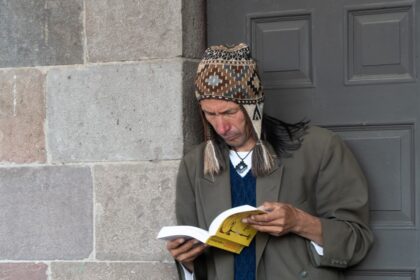 découvrez l'importance des savoirs autochtones, leurs traditions, pratiques et contributions uniques à la préservation de la biodiversité et au développement durable.