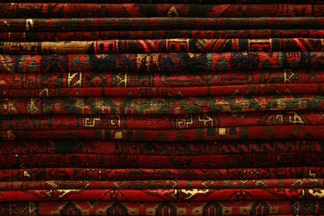 découvrez le textile en liège, une matière naturelle, écologique et durable, idéale pour des créations innovantes alliant style et respect de l'environnement.