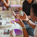 ateliers créatifs pour stimuler votre imagination et développer vos talents artistiques dans une ambiance conviviale.