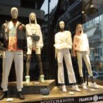 découvrez les régulations essentielles encadrant la fast fashion pour promouvoir une mode durable et éthique, réduire l'impact environnemental et protéger les droits des travailleurs.