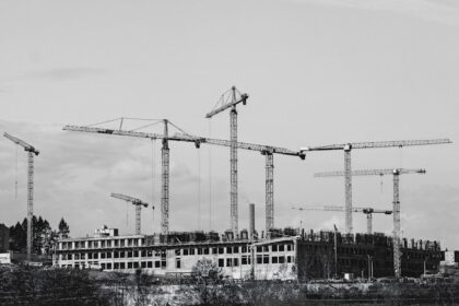 découvrez la construction modulaire : une méthode innovante, rapide et écologique pour ériger des bâtiments flexibles et personnalisables.