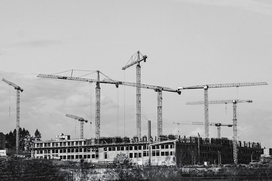 découvrez la construction modulaire : une méthode innovante, rapide et écologique pour ériger des bâtiments flexibles et personnalisables.