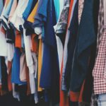 découvrez nos conseils pratiques pour désencombrer votre garde-robe et optimiser votre espace. simplifiez votre quotidien avec une armoire organisée et fonctionnelle.