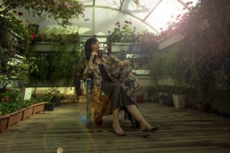 découvrez la mode durable : alliez style et respect de l'environnement avec des vêtements éthiques, écologiques et responsables.