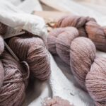 découvrez la mode éthique : des vêtements respectueux de l'environnement et des conditions de travail, alliant style et responsabilité.