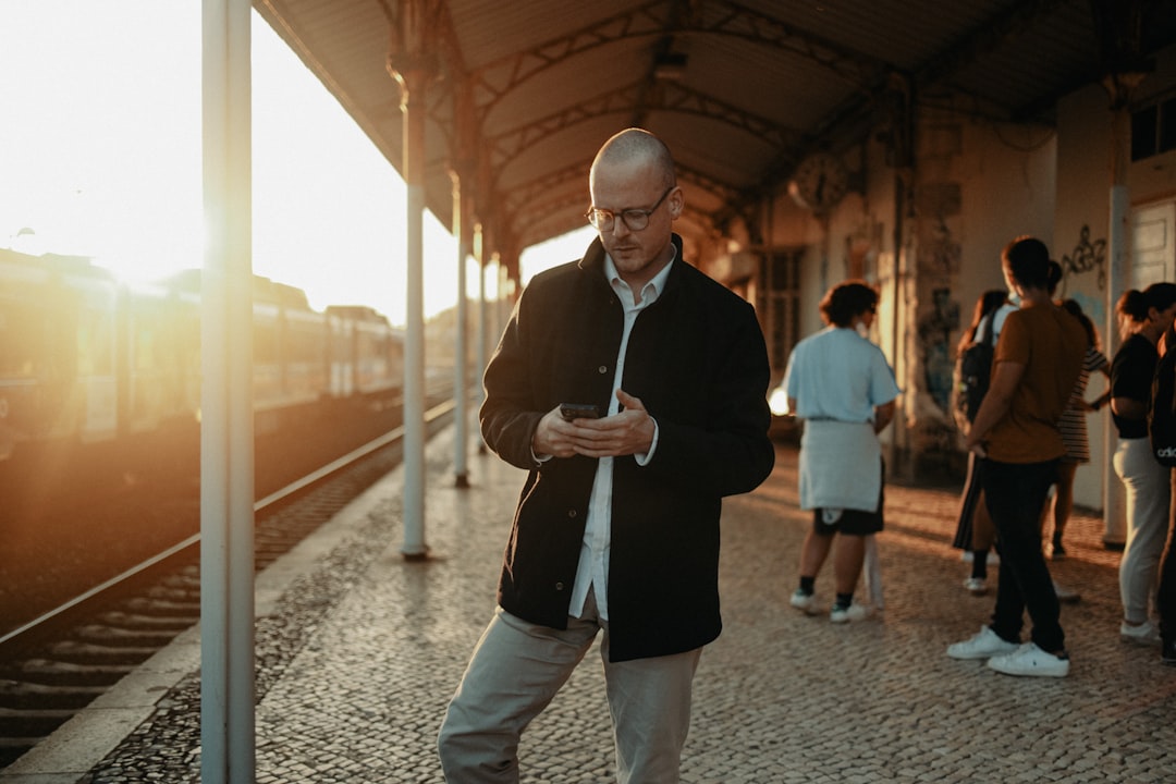 découvrez la mode durable : des vêtements éthiques et écologiques pour un style responsable et respectueux de l'environnement.