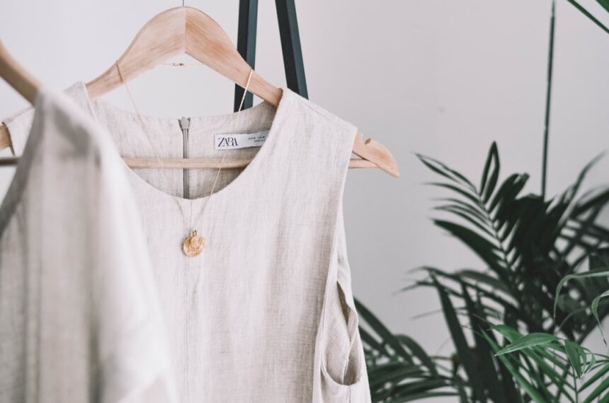 découvrez la slow fashion, un mouvement éthique et durable qui privilégie la qualité, la production responsable et le respect de l'environnement pour une mode consciente et engagée.