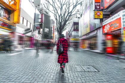 découvrez les dernières tendances de la fast-fashion : des vêtements stylés, abordables et toujours à la pointe de la mode, disponibles rapidement pour tous les goûts.