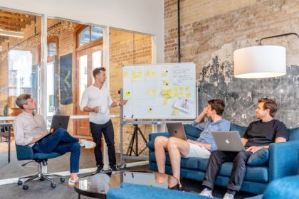 découvrez nos solutions efficaces de recrutement pour trouver les meilleurs talents et optimiser votre processus d'embauche.