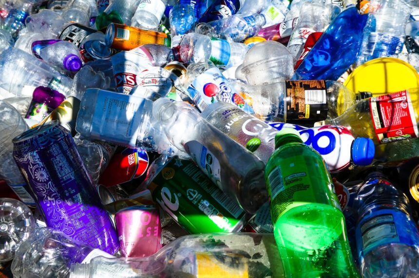 gestion des déchets : solutions efficaces pour collecter, traiter et recycler les déchets afin de protéger l'environnement et promouvoir le développement durable.