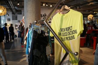 découvrez la mode éco-responsable alliant style et durabilité, pour un avenir plus vert et des choix de vêtements respectueux de l'environnement.