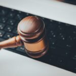 découvrez comment gérer efficacement un litige juridique, comprendre vos droits et trouver des solutions adaptées pour résoudre les conflits légaux.