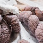 découvrez la mode éthique : des vêtements respectueux de l'environnement et des conditions de travail, alliant style et responsabilité.